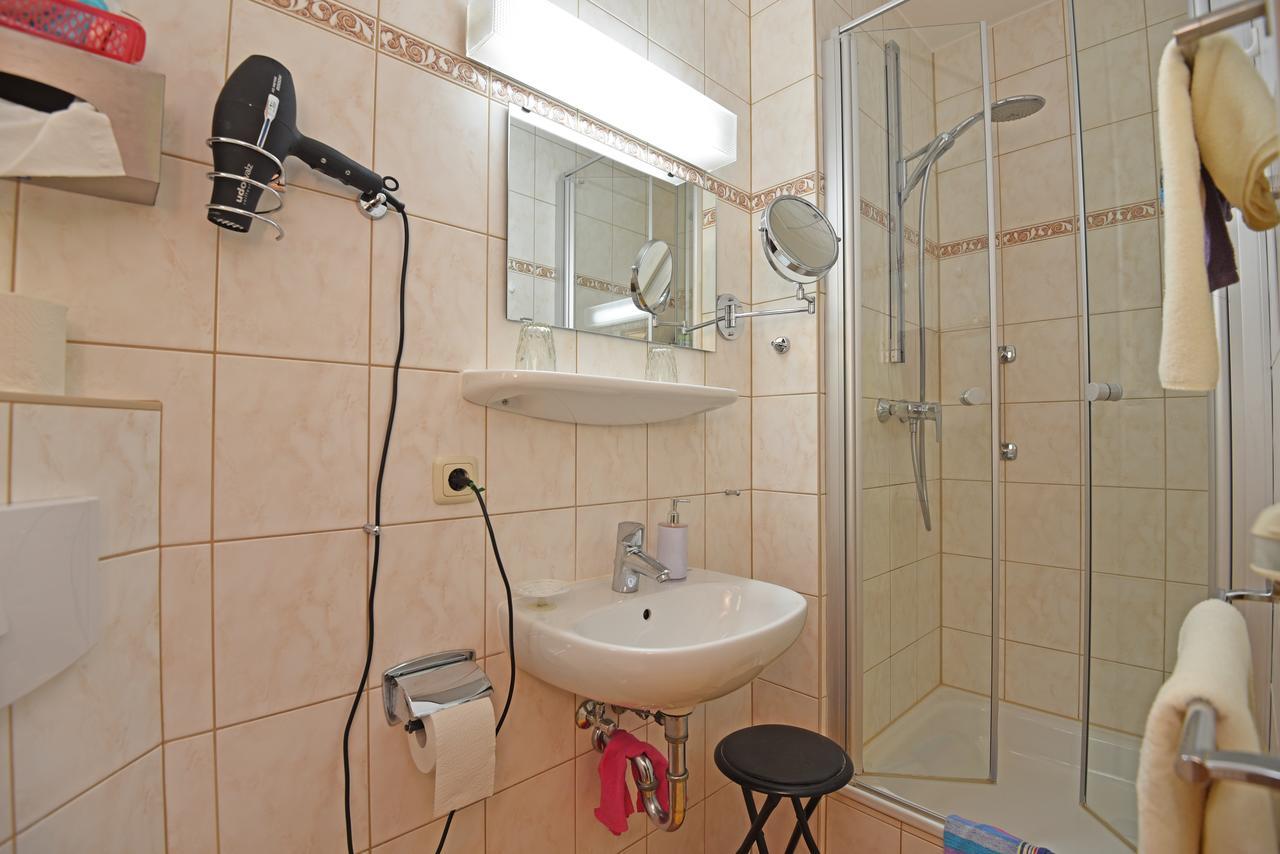 Hotel Haus Orchideental Єна Екстер'єр фото